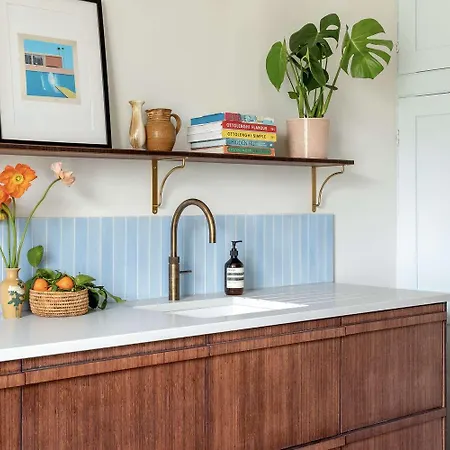 Happy And Апартамент София